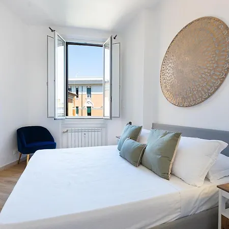 아파트 Prati View Penthouse By In