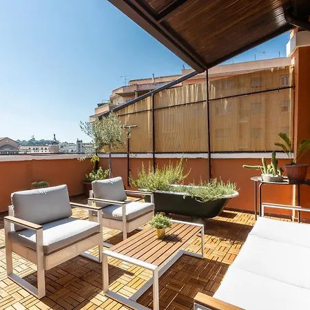 Prati View Penthouse By In 아파트 로마